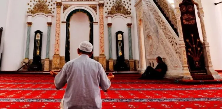 Kalp Huzuru İle Namaza Başla – Hz. Mevlânâ